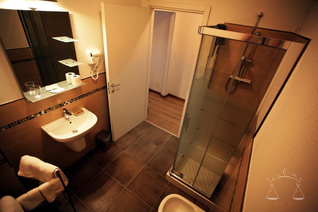 La Libra Rooms カリアリ エクステリア 写真